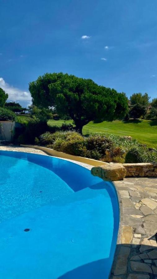 Villa Dans Cadre D'Exception - Golf, Piscine Et Tennis Prive Saint-Cyr-sur-Mer Bagian luar foto
