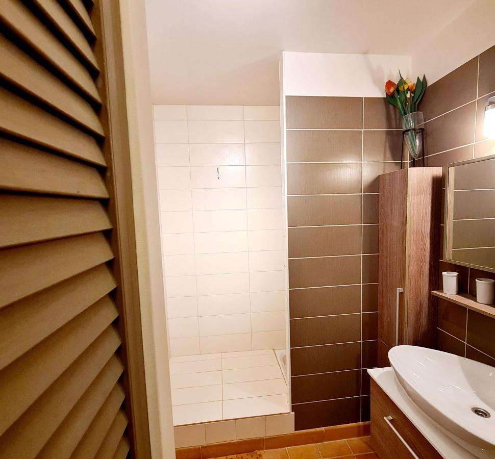 Villa Dans Cadre D'Exception - Golf, Piscine Et Tennis Prive Saint-Cyr-sur-Mer Bagian luar foto