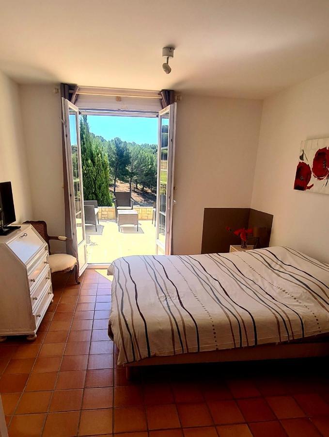 Villa Dans Cadre D'Exception - Golf, Piscine Et Tennis Prive Saint-Cyr-sur-Mer Bagian luar foto