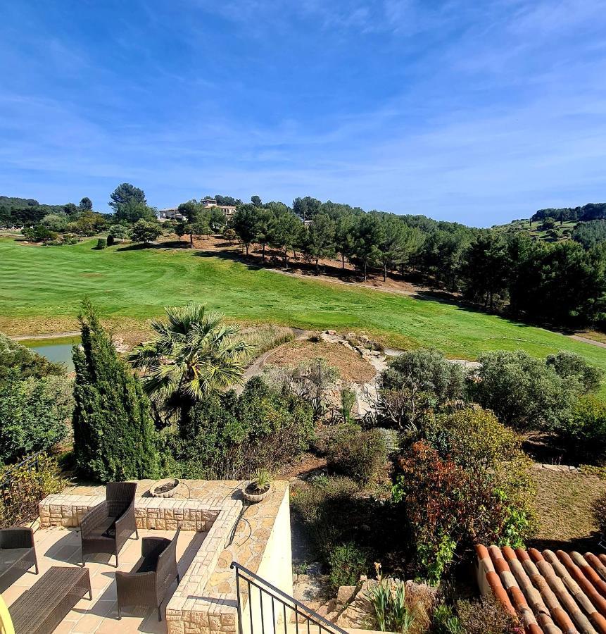Villa Dans Cadre D'Exception - Golf, Piscine Et Tennis Prive Saint-Cyr-sur-Mer Bagian luar foto
