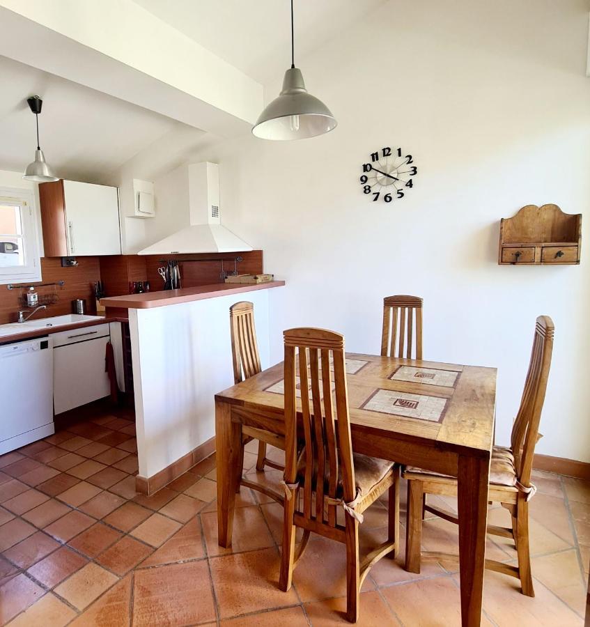 Villa Dans Cadre D'Exception - Golf, Piscine Et Tennis Prive Saint-Cyr-sur-Mer Bagian luar foto